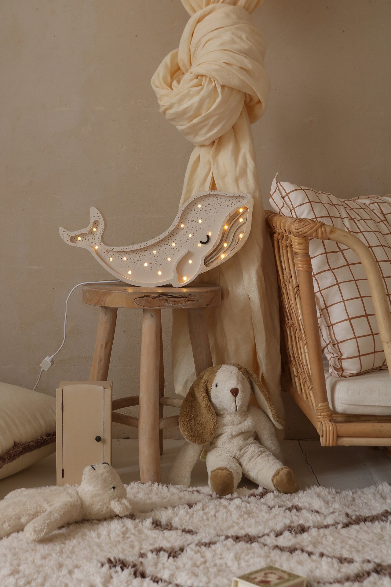 Wooden Albino White Whale Lamp with dimmable LED glow and remote control