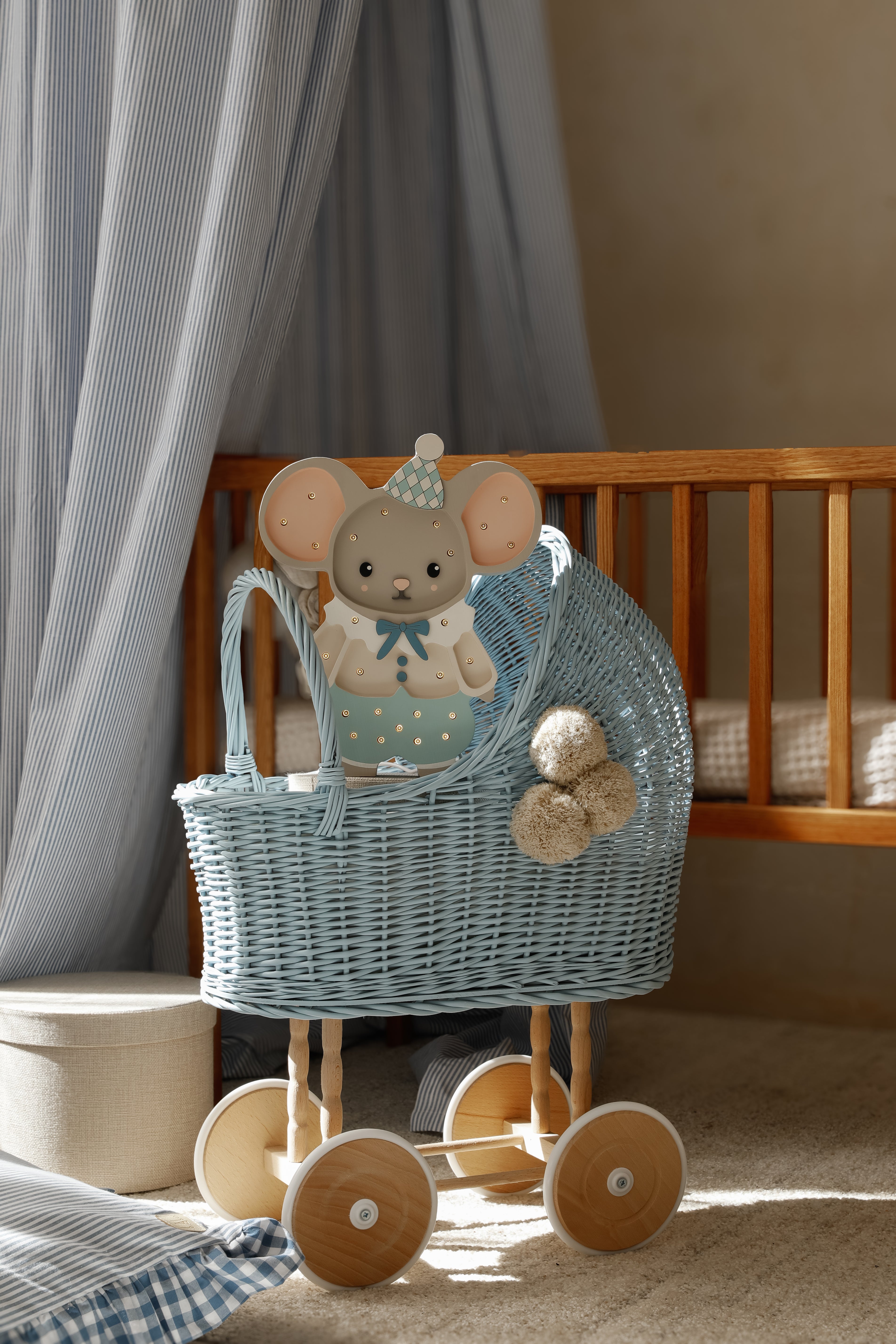 Dimmable LED Cloudy Blue Felix the Mouse Lamp for kids’ room or nursery décor.